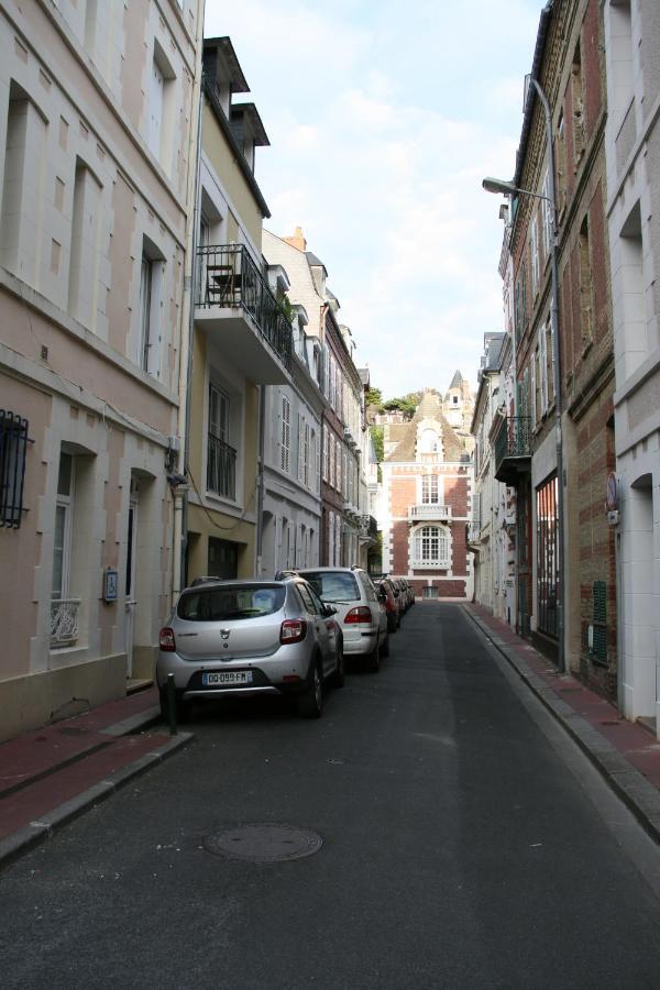Studio En Plein Coeur De Trouville Exterior photo