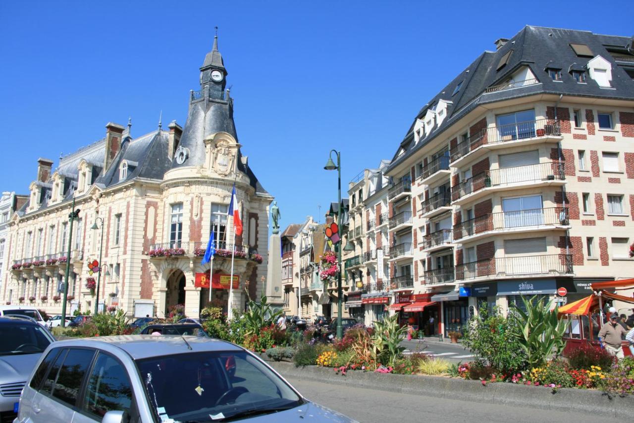 Studio En Plein Coeur De Trouville Exterior photo